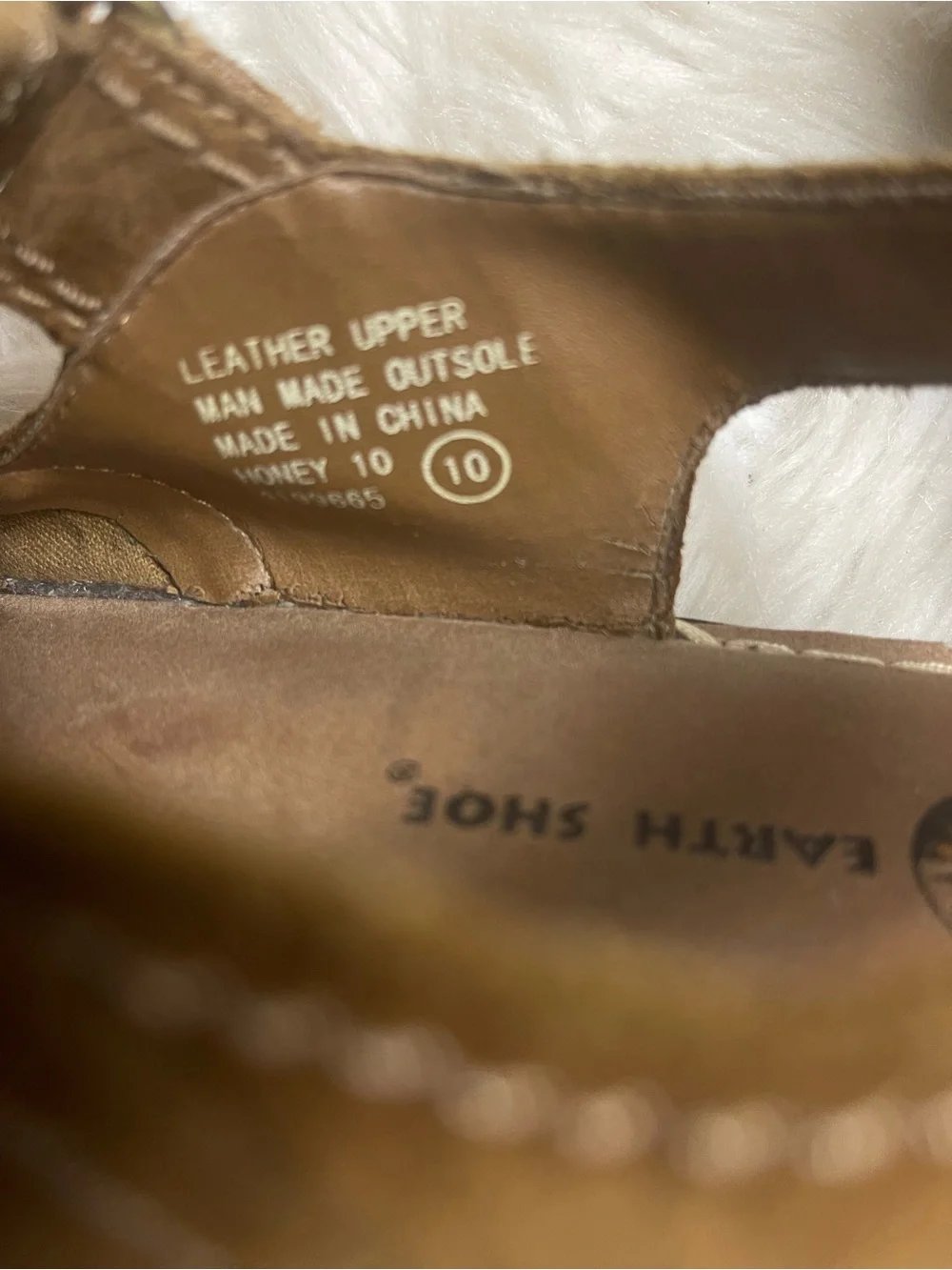 Earth Shoes Brown suede Fisherman Sandals SZ10Padded footbed , adjustable strap